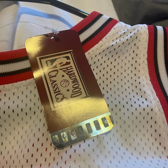 Michael Jordan Mitchel and Ness Hardwood Classic #23 Game Jersey Size XL (48) - Picture 6 of 7